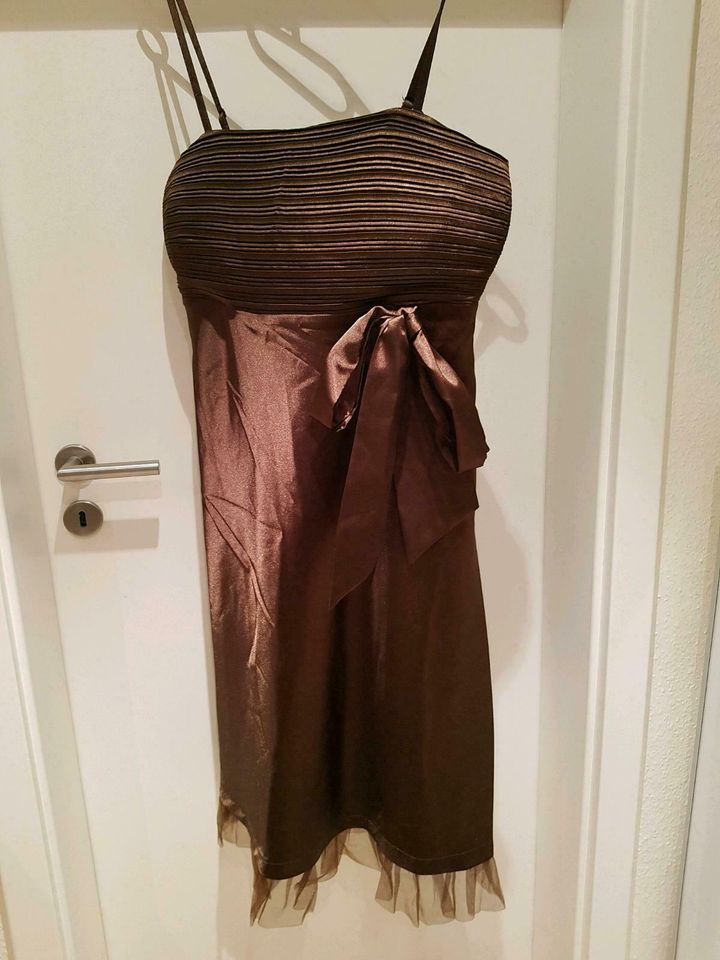 Kleid , Cocktailkleid, festlich, braun, Gr. 44, Bonprix in Frankfurt am Main