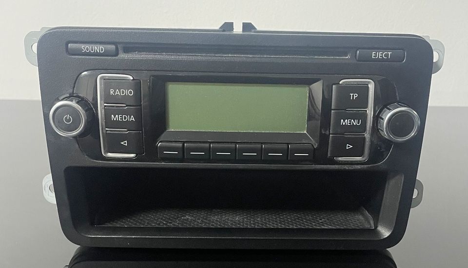 Original VW Radio Einheit ULVWMP3 50035156B in Ransbach-Baumbach