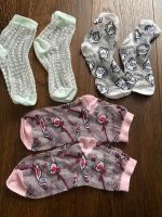 Lurex Socken Söckchen transparent Katze Flamingo Polka Dots Nordrhein-Westfalen - Altenbeken Vorschau