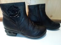 Echt Leder Hippie Stiefeletten schwarz gefüttert 4cm Absatz Blume Niedersachsen - Isenbüttel Vorschau