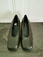 Pumps  Daniel Hechter  Leder Gr.39 Hessen - Schwalmstadt Vorschau
