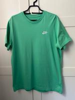 Nike Shirt in M Bremen - Huchting Vorschau