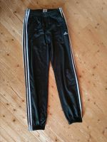 Jogginghose schwarz Gr. 176 von Adidas Bayern - Aichach Vorschau