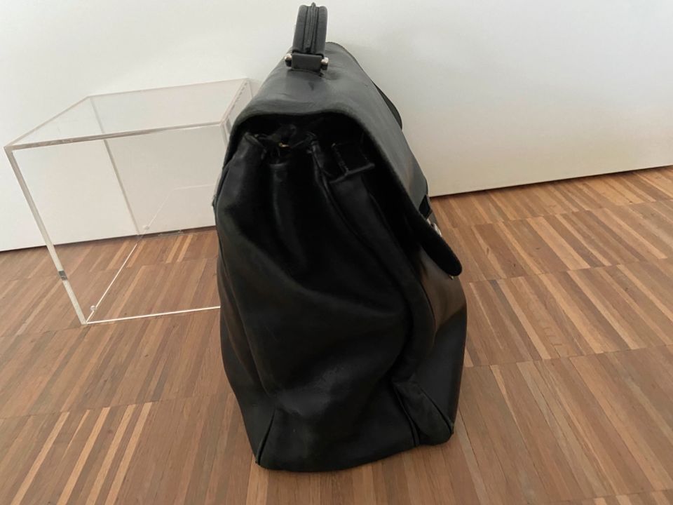 Original PRADA Aktentasche schwarz aus Leder in Henstedt-Ulzburg