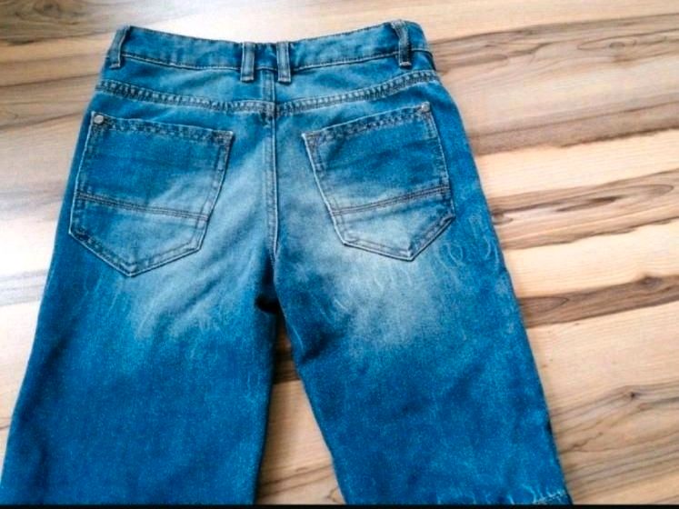 Shorts, Kurze Hose, Jeans stretch Gr. 152 NEUWERTIG in Breitenbrunn i.d. Oberpfalz