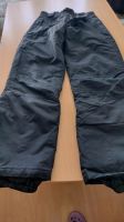 Jungen Skihose Größe 146/152 mit Trägern, schwarz Sachsen - Chemnitz Vorschau