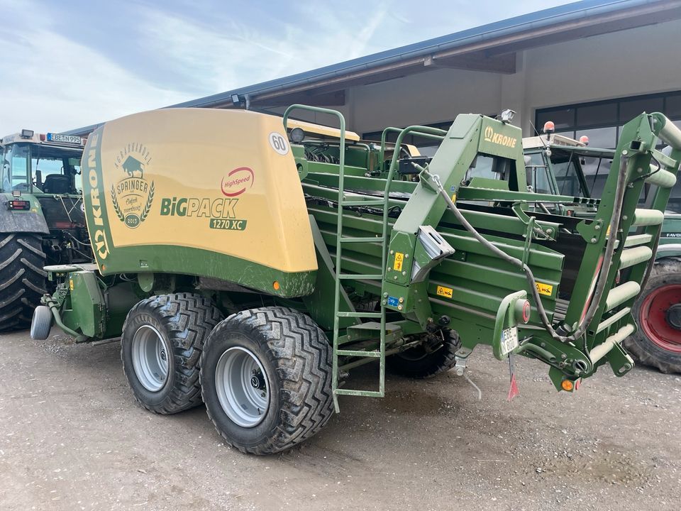 Krone Bigpack 1270 Xc in Anzing