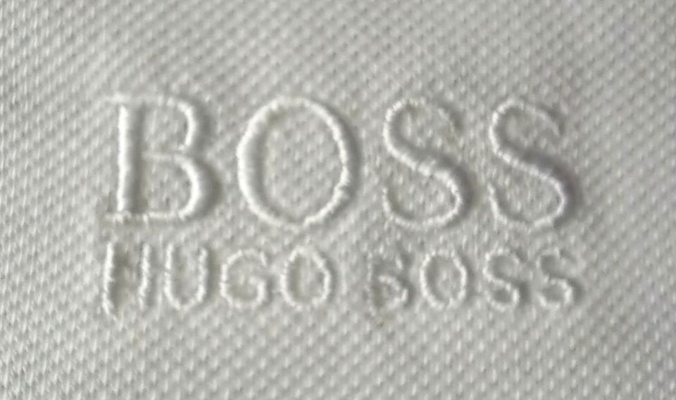 Hugo Boss Poloshirt kurzarm Gr. XXL weiß - neuwertig in Troisdorf