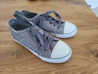 Chucks Sneaker Tom Tailor Gr. 34 grau mit Glitzer top Zustand Nordrhein-Westfalen - Werther (Westfalen) Vorschau