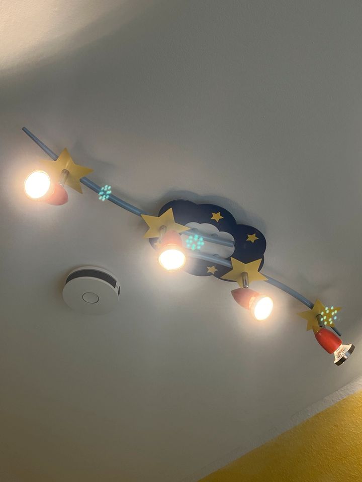 Deckenlampe/ Lampe Kinderzimmer Heitronic Sterne in Herford