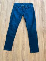 Hose Levi’s mid Rise Demi curve 29 Leipzig - Connewitz Vorschau