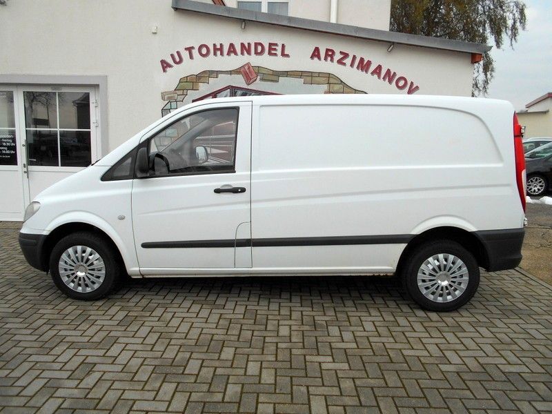 Mercedes-Benz Vito Kasten 111 CDI kompakt KLIMA/FLÜGELTÜREN in Markranstädt