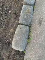 Stein Pallisaten sind vorne grau gestrichen Baden-Württemberg - Elzach Vorschau