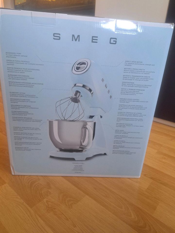 Küchenmaschine von SMEG NEU in Plauen