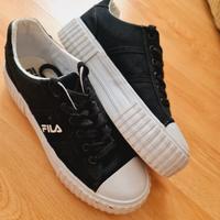 Fila Damen/ Mädchen Sneaker gr. 38 gut Zustand Baden-Württemberg - Schorndorf Vorschau