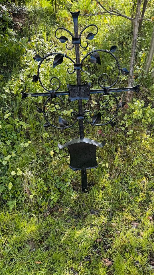 Geschmiedetes Grabkreuz in Waldkirchen