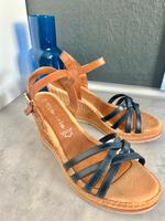 Tamaris Keilsandalen, Gr. 40, braun -blau, Leder, sehr gepflegt Hessen - Rüsselsheim Vorschau