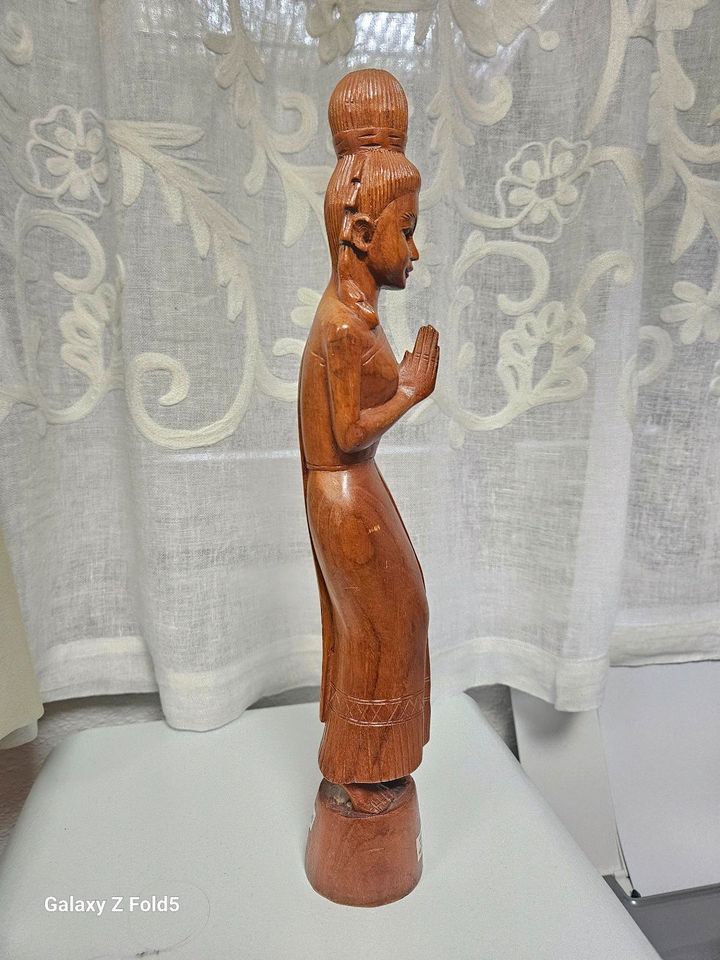 Vintage Holz geschnitzte Statue beendet Frau Hoch 39 cm in Nürnberg (Mittelfr)