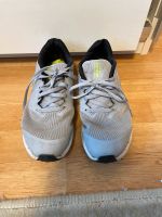 Nike Sneaker Schuhe Gr 37,5 Beuel - Holzlar Vorschau