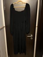 Langes schwarzes Kleid mit Schlitz und Smokeeinsatz, Gr. 52 Niedersachsen - Stuhr Vorschau