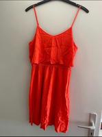 Kleid H&M Sommerkleid M 38 rot coral volant Strand Bayern - Ottobeuren Vorschau