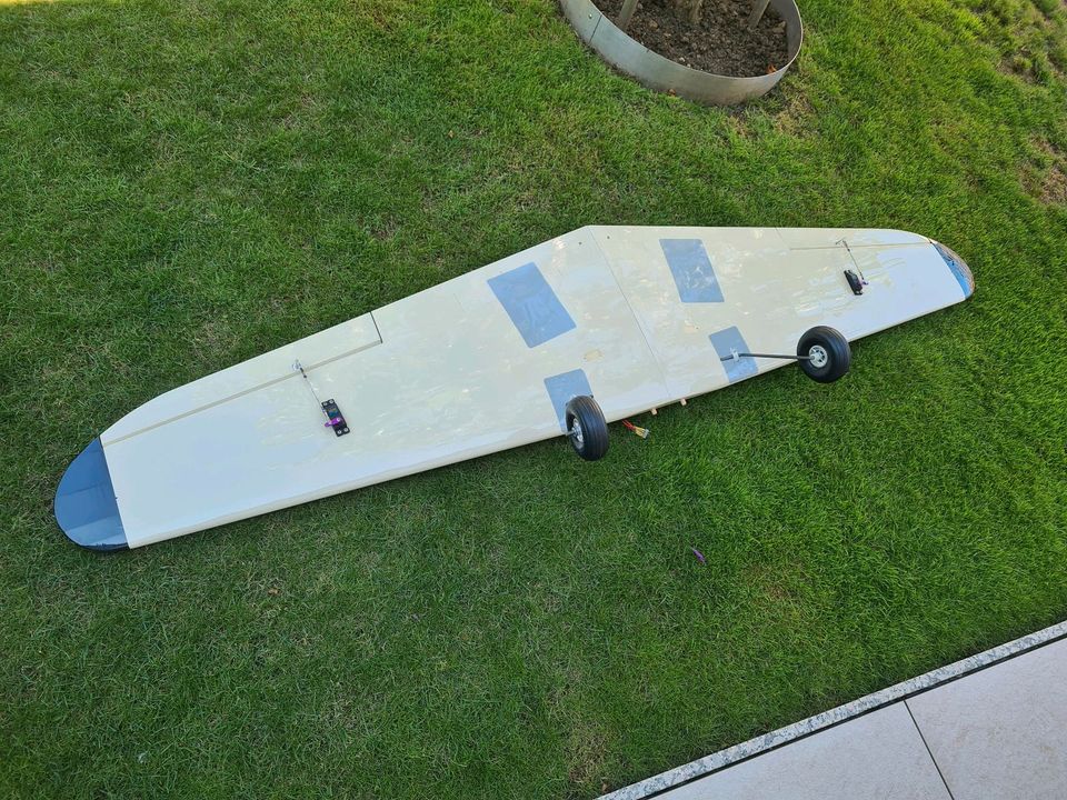 MEW GULL Ferngesteuerte rc Modellflugzeug 180 cm S.W. in Murg