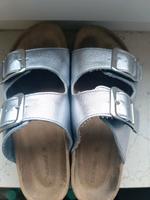 Graceland Puschen Hausschuhe Sandalen 36 silber Nordrhein-Westfalen - Verl Vorschau