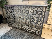 Design Sideboard Highboard Ornamente Metall mit Glasplatte Nordrhein-Westfalen - Waltrop Vorschau