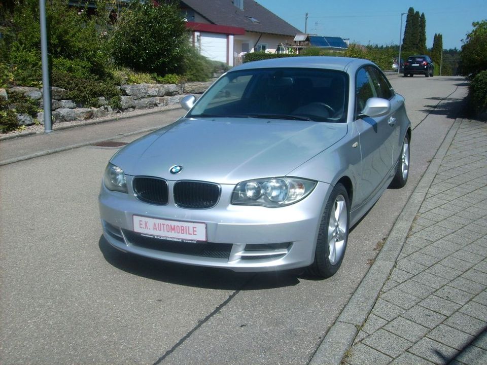 BMW 118 d Coupe mit LEDER - PDC in Krauchenwies