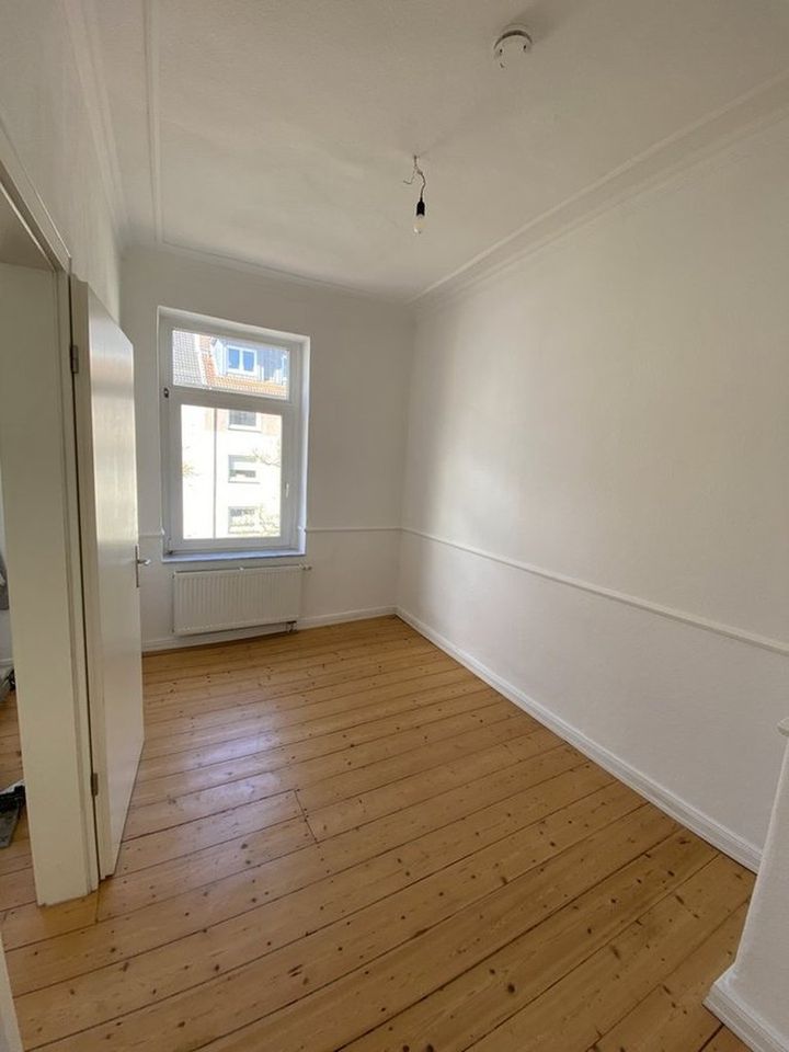 Reserviert - Helle 4-Zimmer-Altbauwohnung im Herzen von Harburg - courtagefrei in Hamburg