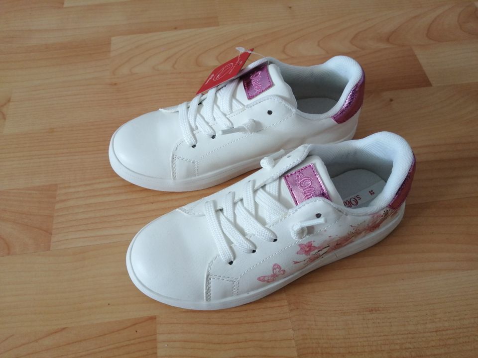 NEU! s. Oliver Sneaker mit Blumenprint Gr. 32 Mädchen in Reutlingen