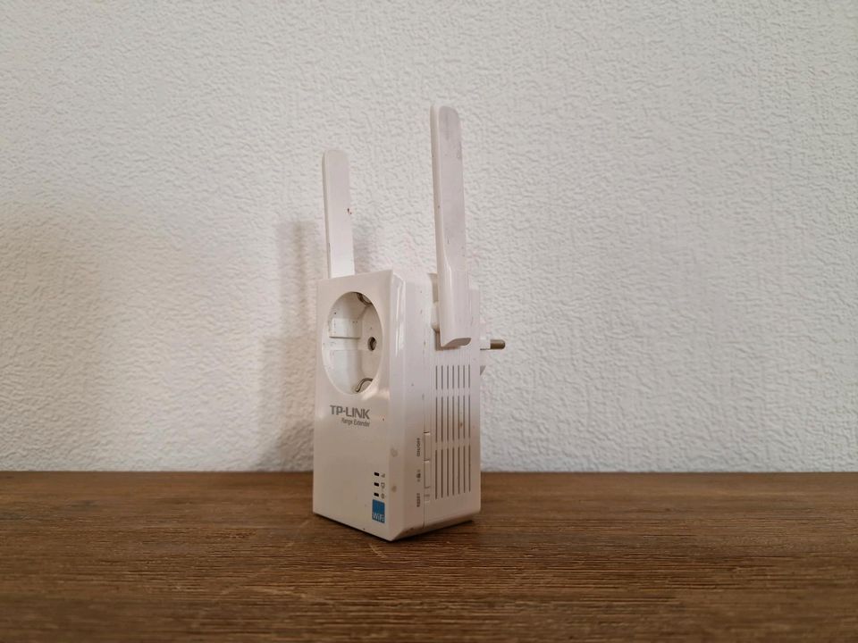 TP-Link Repeater WLAN WiFi Range Extender in Lenzen (Elbe)