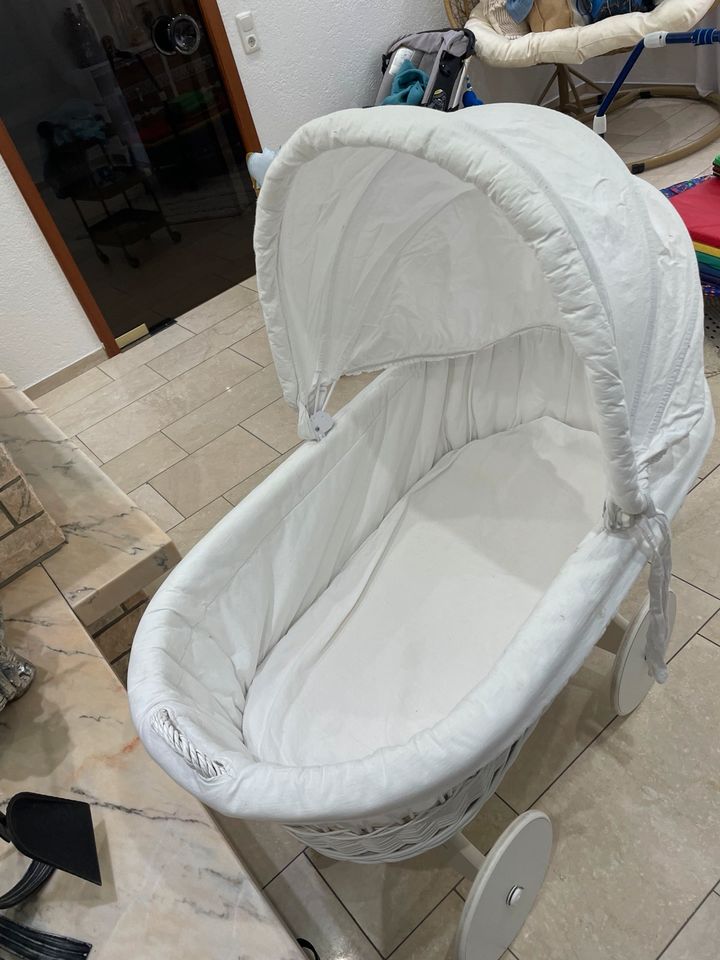 Stubenwagen Comfort Baby mit allem Zubehör in Gelsenkirchen