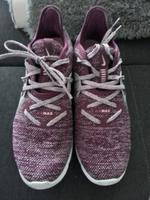 Nike Air Max Sneaker weinrot Gr. 38 Hessen - Limburg Vorschau