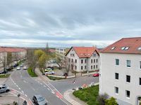 Nicht nur charmant, auch komfortabel. 3- Zimmer-Wohnung im Dachgeschoss mit Balkon... Sachsen-Anhalt - Halle Vorschau