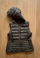 ZARA Steppweste, oliv, khaki, Gr. L Hamburg-Nord - Hamburg Winterhude Vorschau
