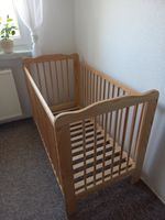 Babybett Massivholz mit Bettkasten 124x66, höhenverstellbar Sachsen - Neustadt Vorschau