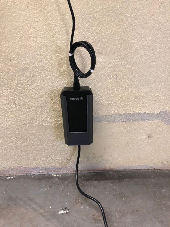 Halter / eBike / Ladegerät / eBike Charger 36-2 in Frankenhardt