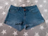 H&M Jeans Shorts kurze Hose blau 34 Brandenburg - Oranienburg Vorschau