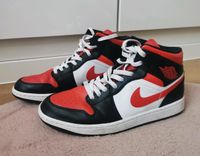 Jordan 1 mid gr.43, schwarz, weiß, rot- original! Nordrhein-Westfalen - Menden Vorschau