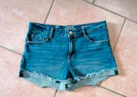 Jeansshorts Shorts Größe 42 Damen Niedersachsen - Hinte Vorschau