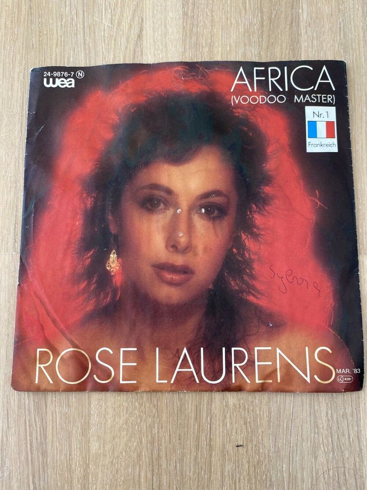 Single Rose Laurens africa Voodoo Masters 45 in Bielefeld