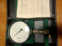 Ein Original DDR Prüf -Manometer 160 im Original Koffer Pankow - Prenzlauer Berg Vorschau