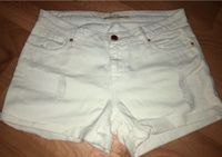 Damen Jeans Hose Shorts Bermuda Gr. 36/38/S/M weiß kurze Hose Sachsen-Anhalt - Eilsleben Vorschau