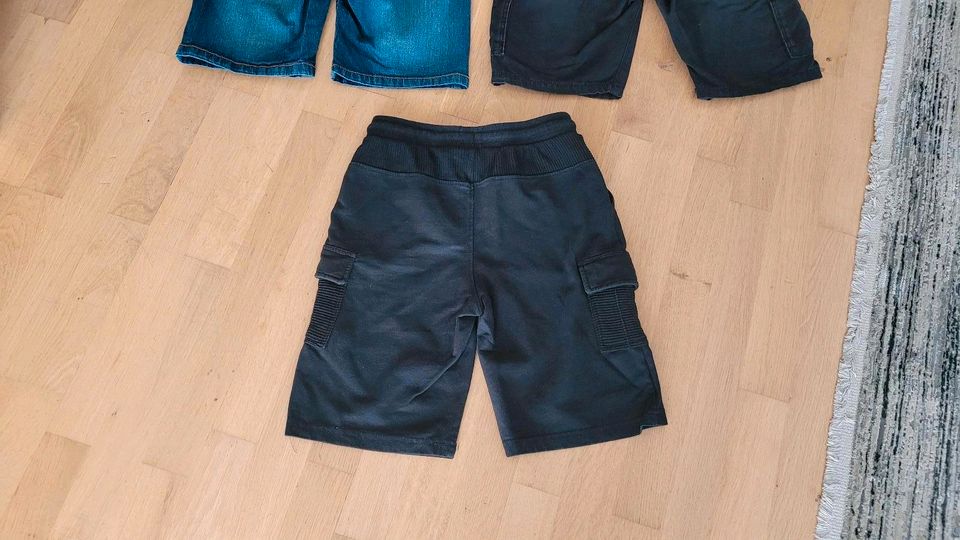 H&M 1. Hand Yigga Ernstings Shorts Hose Jeans Cargoshorts 140 in Reutlingen