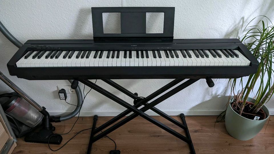 YAMAHA Digital Piano P-45 Wie Neu in Dortmund