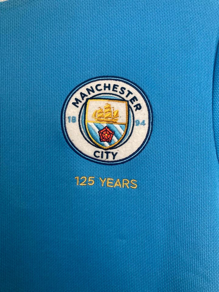 Manchester City 125 Years Trikot Größe 176 in Berlin