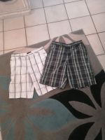 2 Shorts, Gr. 30, grün weiß Bayern - Neuenmarkt Vorschau