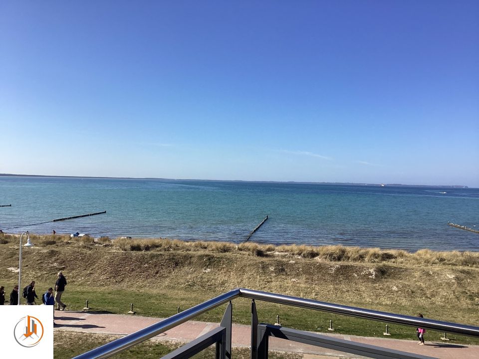 Exklusive Strandwohnung! 3 Zimmer Ferienwohnung erste Strandreihe, direkter Meerblick, 2 Balkone! in Glowe Rügen