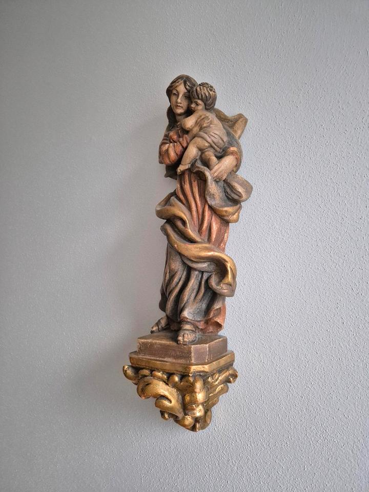 Madonna mit Jesuskind , handgeschnitzt, handbemalt aus Südtirol in Augsburg